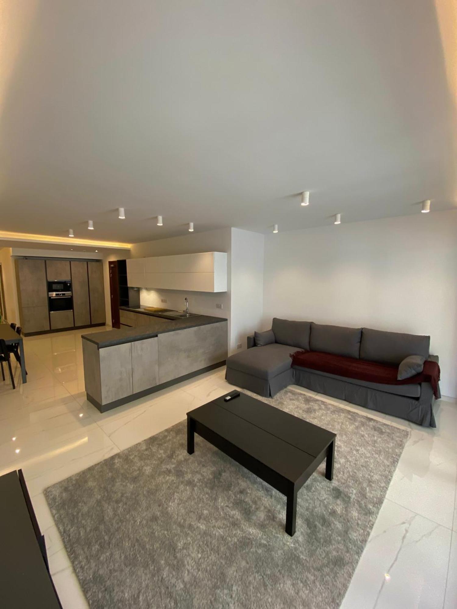 Tigne Sliema Three Bedrooms Apartment מראה חיצוני תמונה