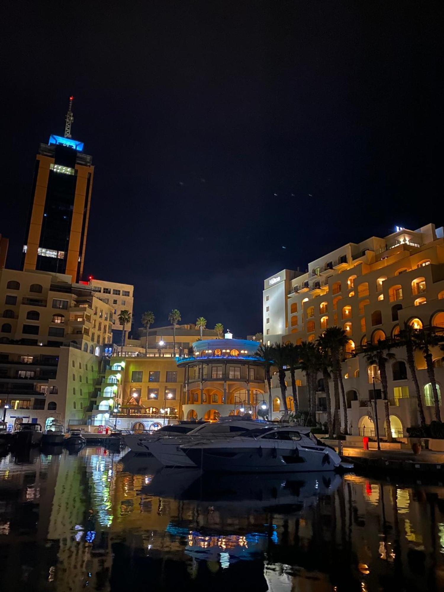 Tigne Sliema Three Bedrooms Apartment מראה חיצוני תמונה