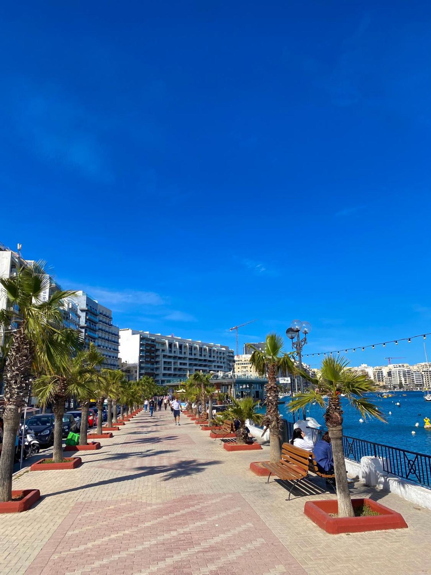 Tigne Sliema Three Bedrooms Apartment מראה חיצוני תמונה