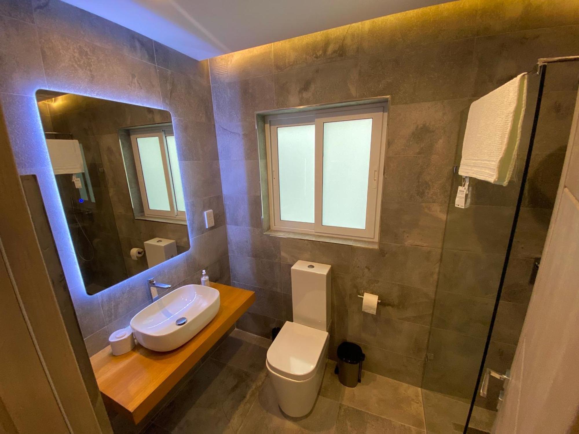Tigne Sliema Three Bedrooms Apartment מראה חיצוני תמונה