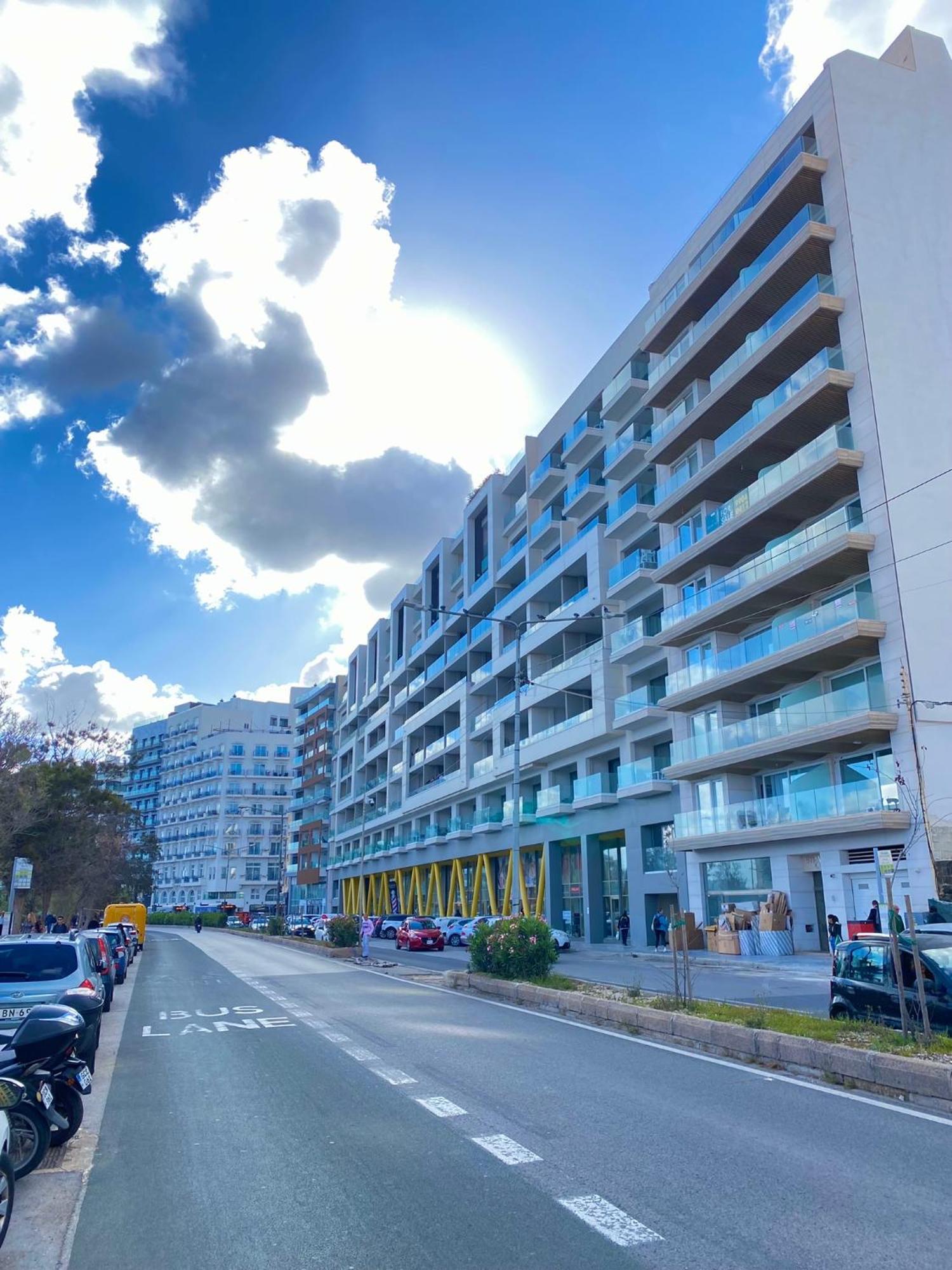 Tigne Sliema Three Bedrooms Apartment מראה חיצוני תמונה