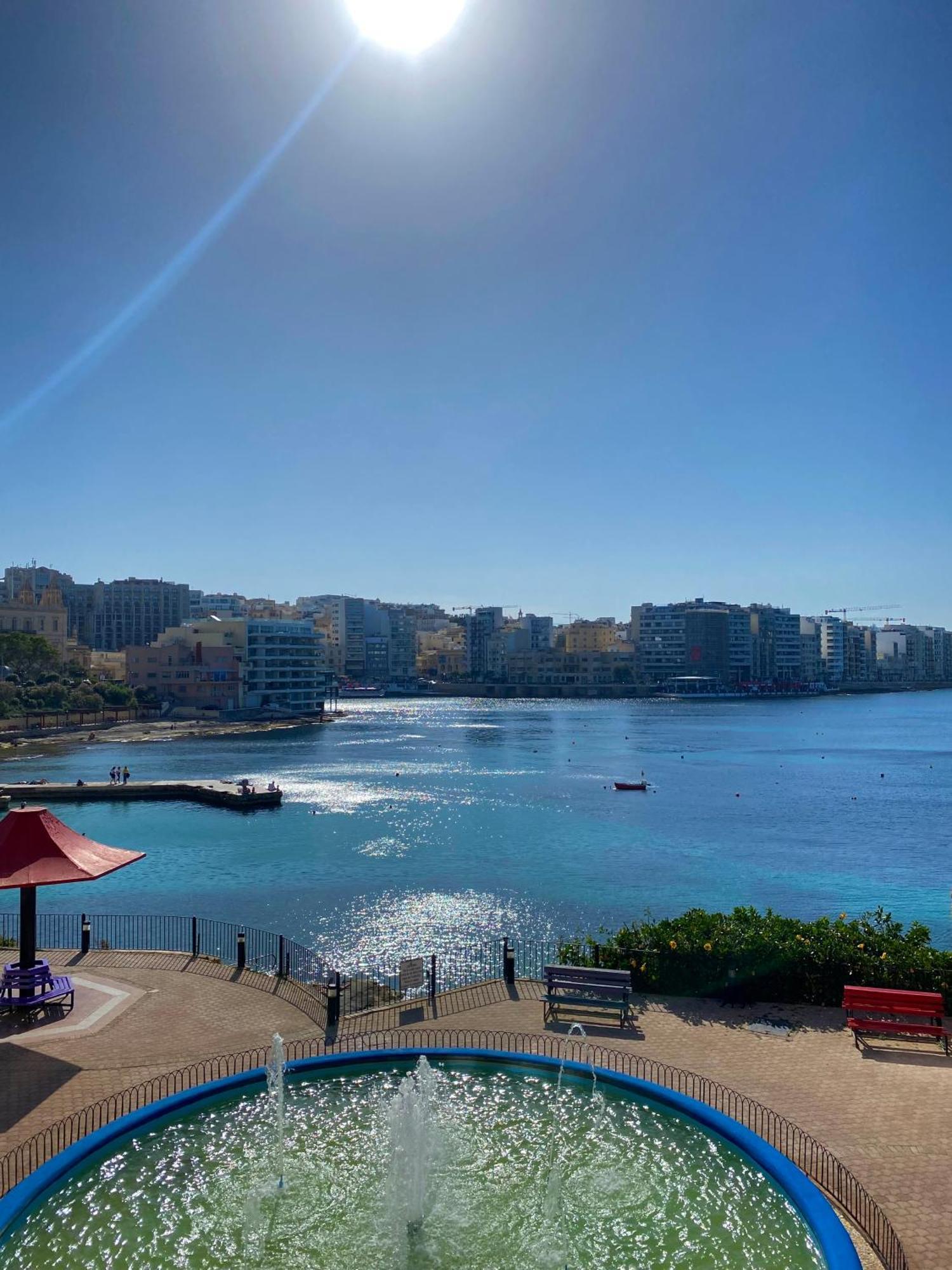 Tigne Sliema Three Bedrooms Apartment מראה חיצוני תמונה