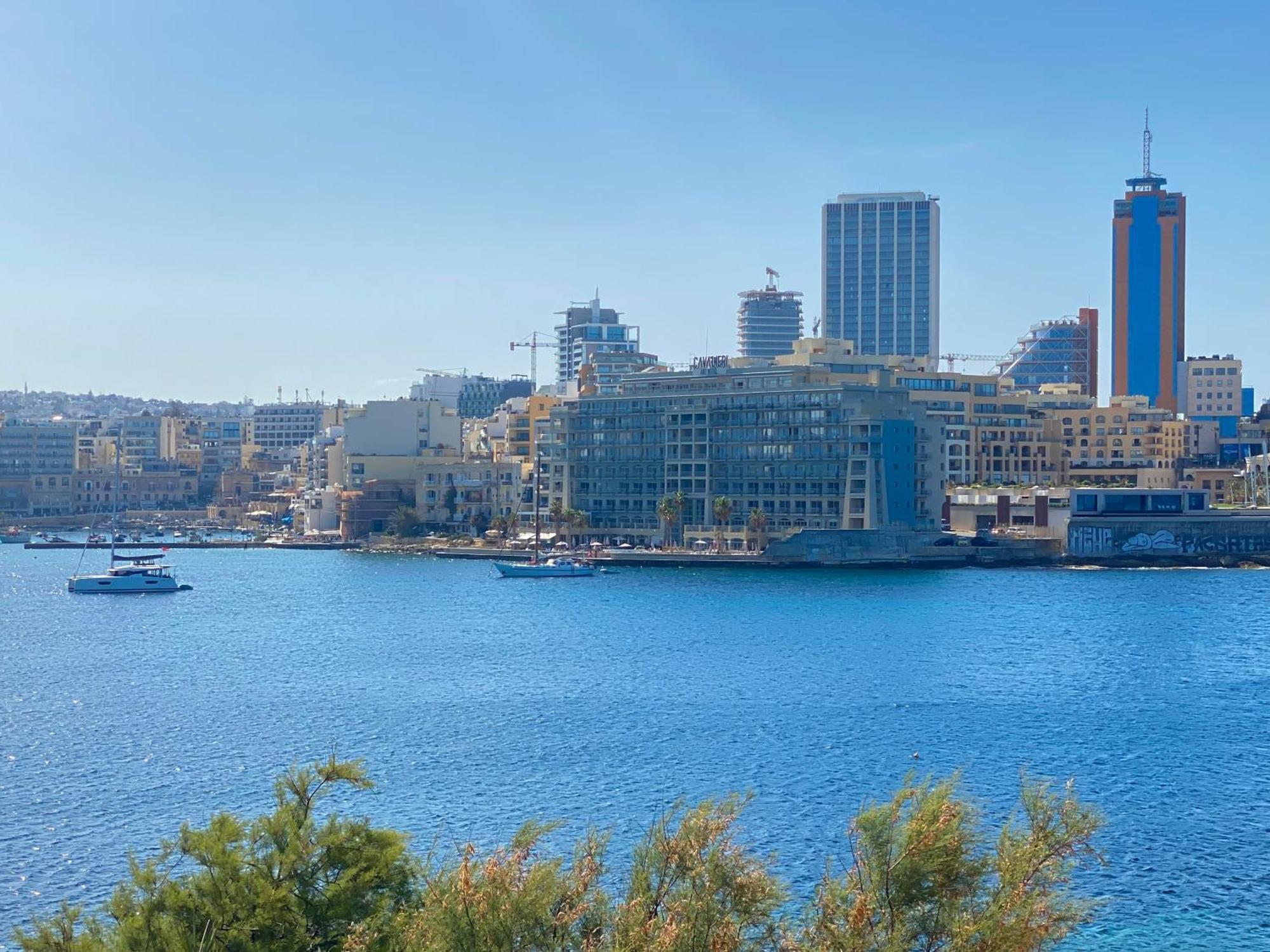 Tigne Sliema Three Bedrooms Apartment מראה חיצוני תמונה