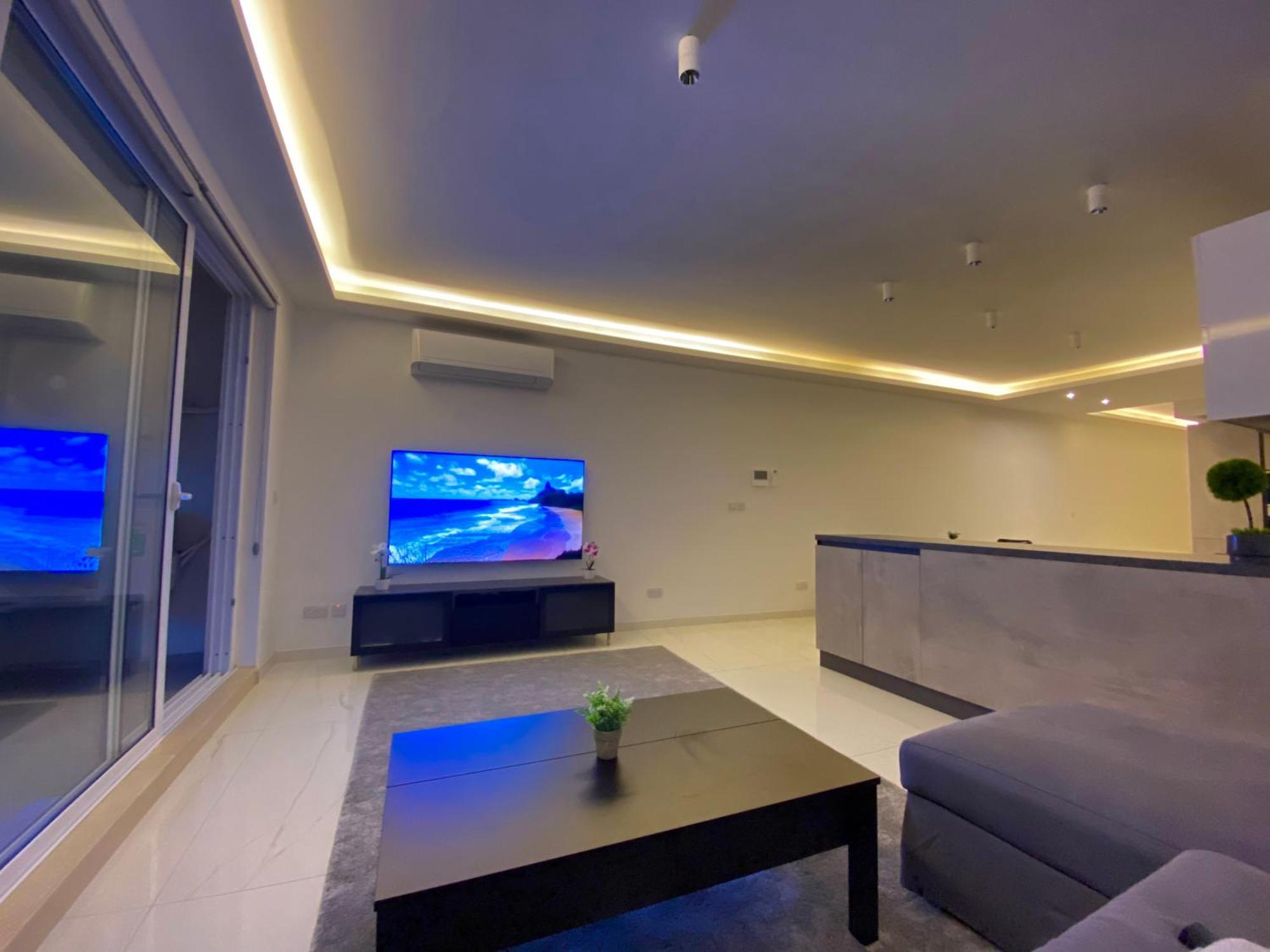 Tigne Sliema Three Bedrooms Apartment מראה חיצוני תמונה